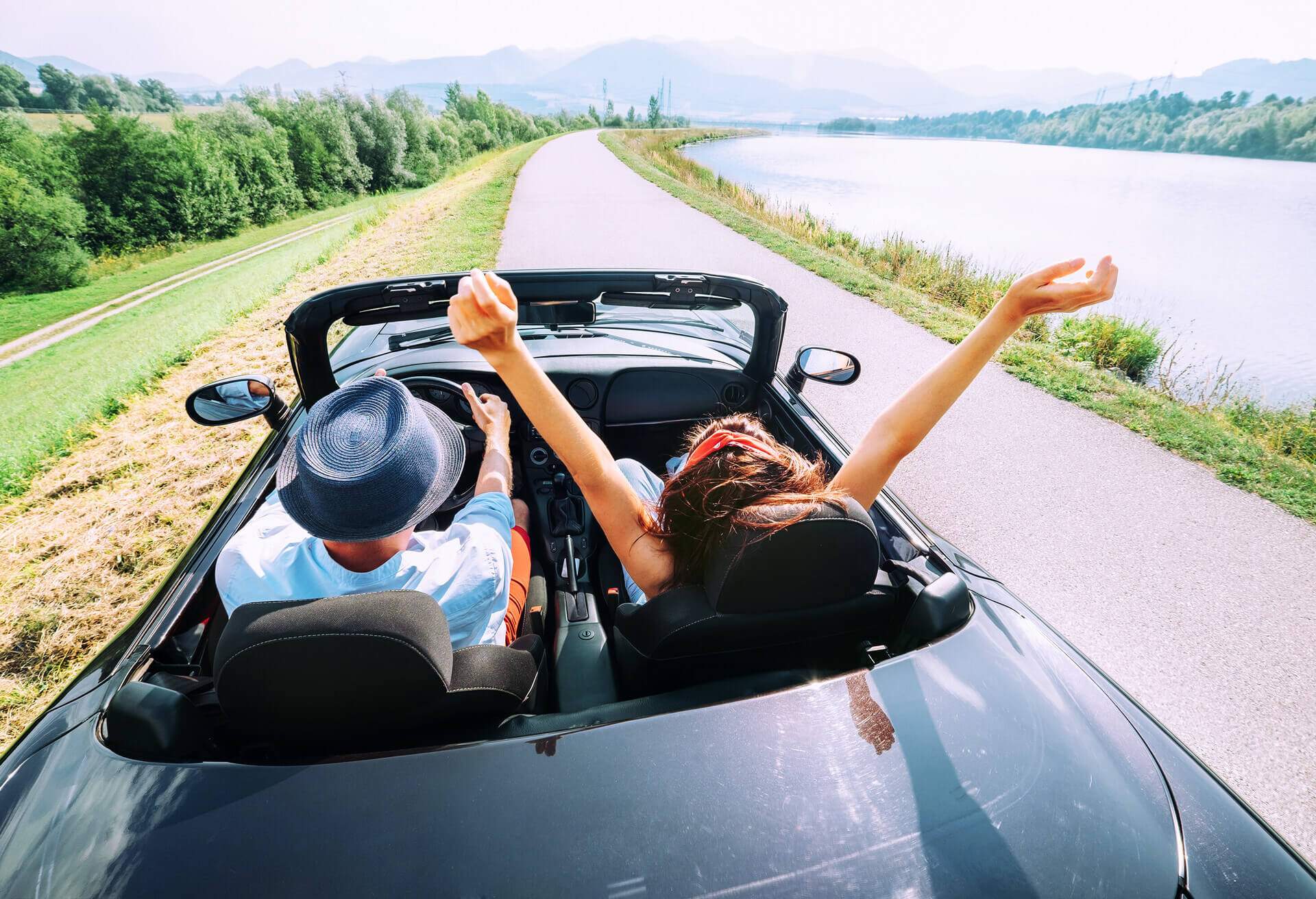 6 motivos por los que debes alquilar un coche para una ruta por carretera