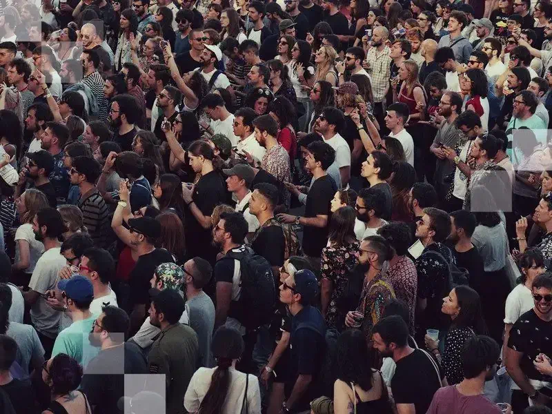 Escuche a sus bandas favoritas en Benicàssim.