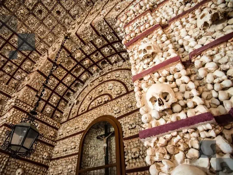 Quedas advertido: la Capilla de los huesos es solo para los amantes de las emociones fuertes