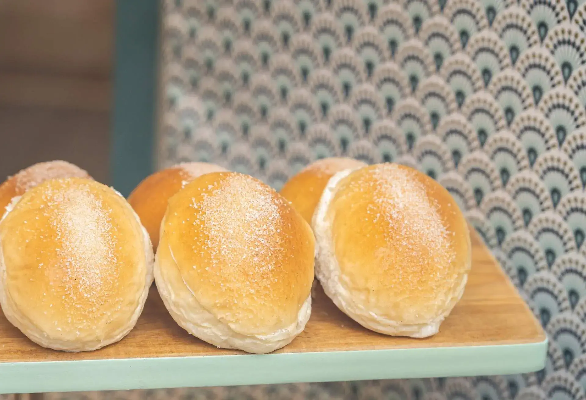 FOOD_SPANIS_BUTTER_BUN_WITH_SUGAR_BILBAO_SPAIN