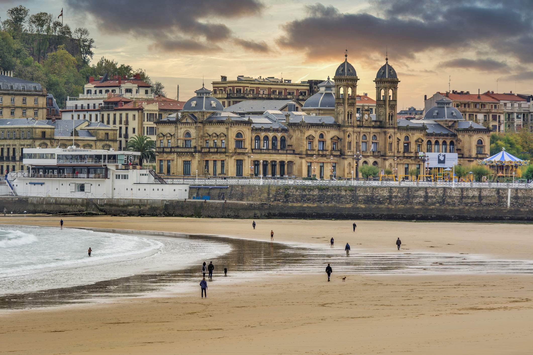 Playa de La Concha, San Sebastian, Donostia, Basque Country, Spain