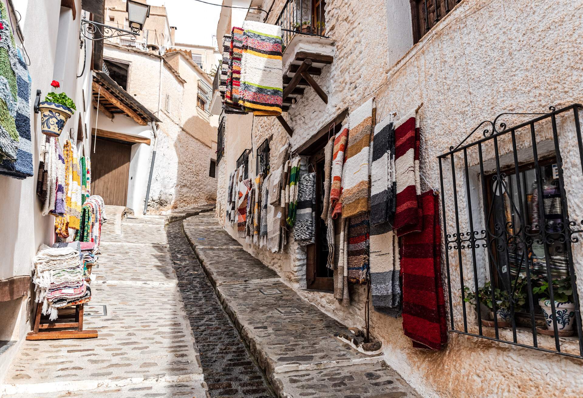 Calles de Granada y alrededores para gente joven