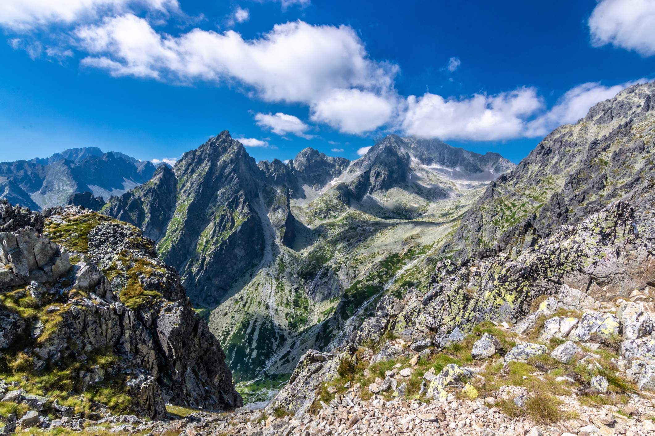 Naturaleza en los viajes baratos para jóvenes