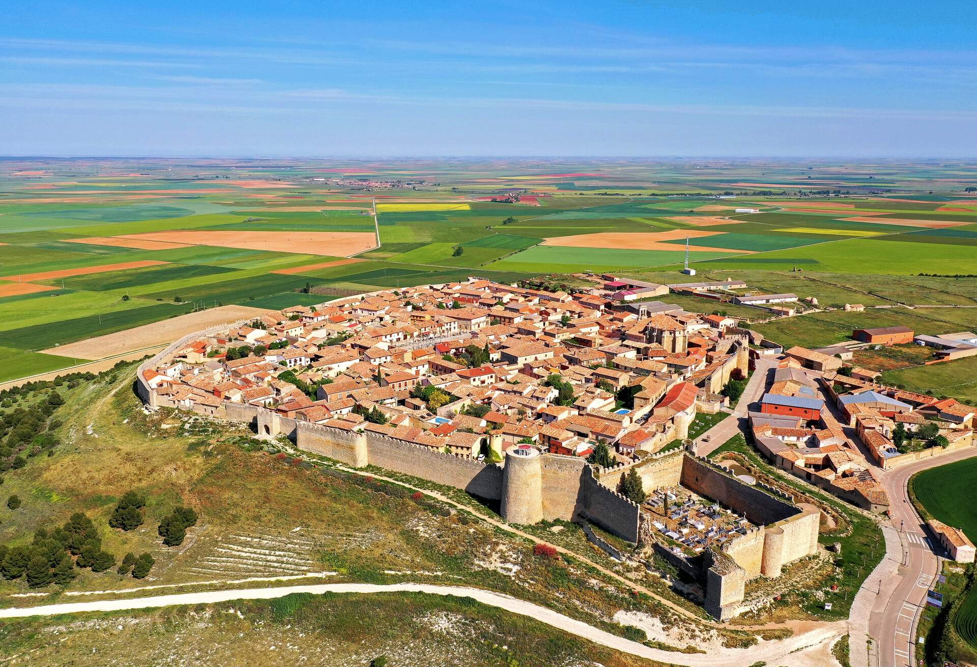Panoramic aerial view of the walled town of Urueña, Valladolid