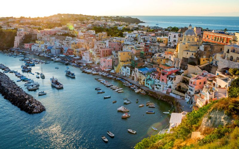 La isla de Isquia es un paraíso en medio del Mediterráneo