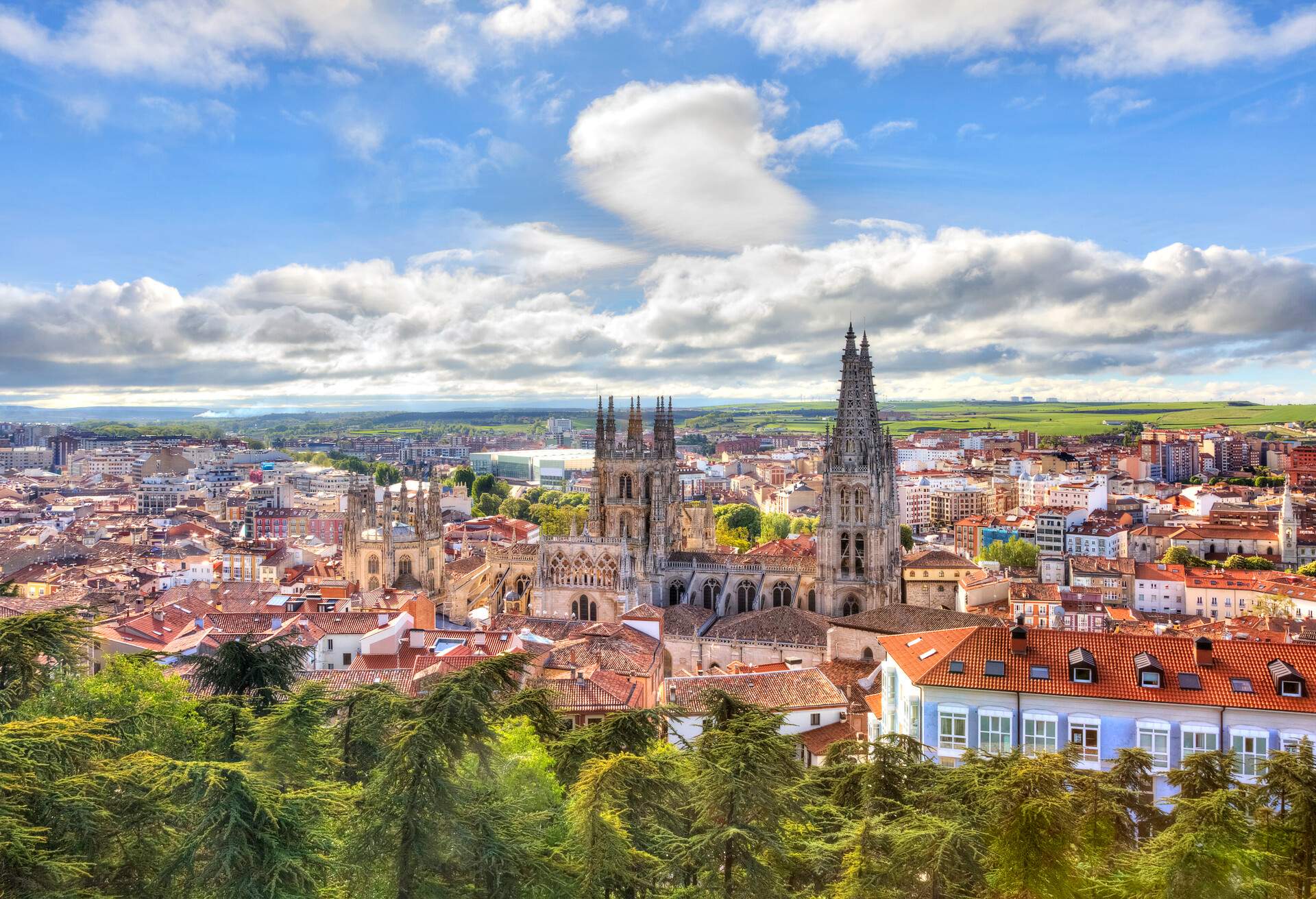 DEST_SPAIN_CASTILE-AND-LEON_BURGOS_GettyImages-499401225