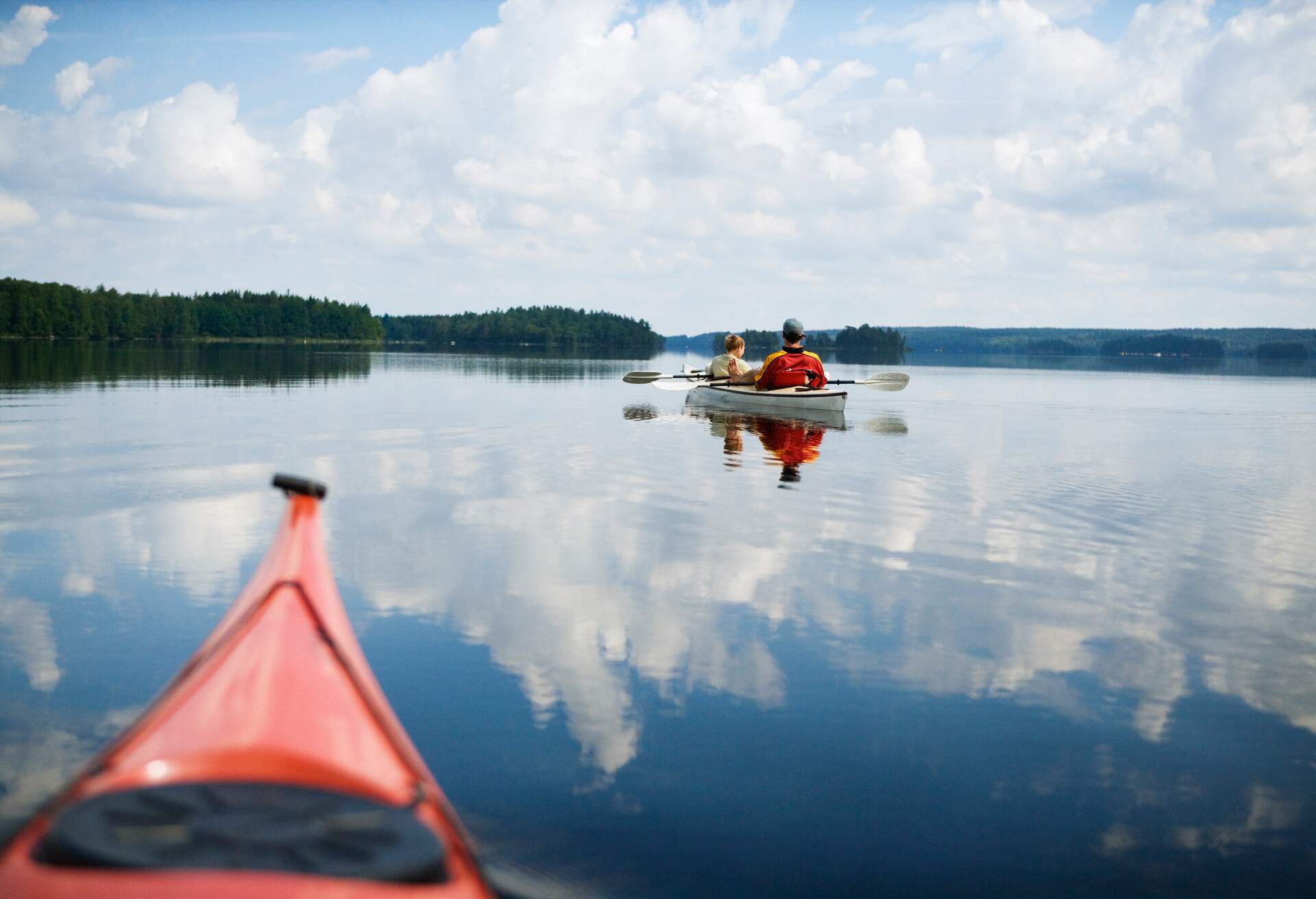 DEST_SWEDEN_SKANE_LAKE-IMMELN_THEME_CANOEING_GettyImages-77510855