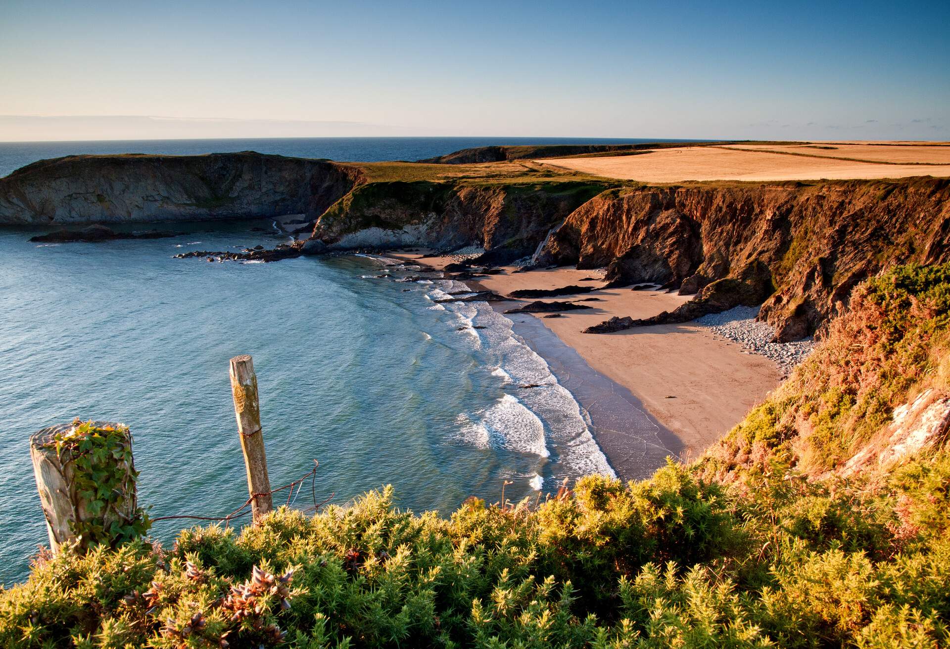 DEST_ENGLAND_PEMBROKESHIRE_GETTY_166907218