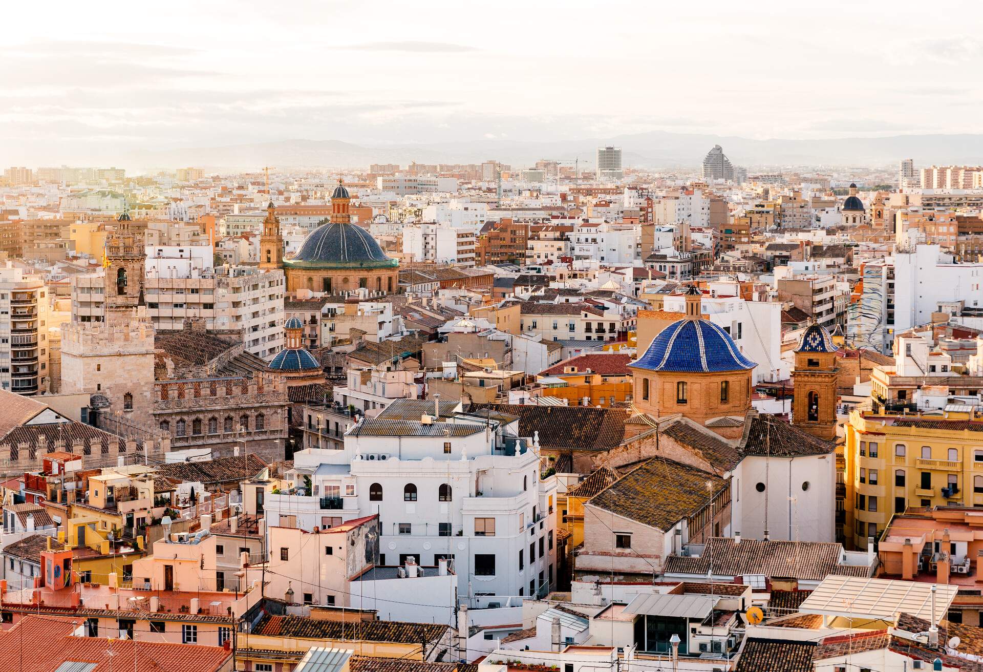 DEST_SPAIN_VALENCIA_GettyImages-1292599689.jpg