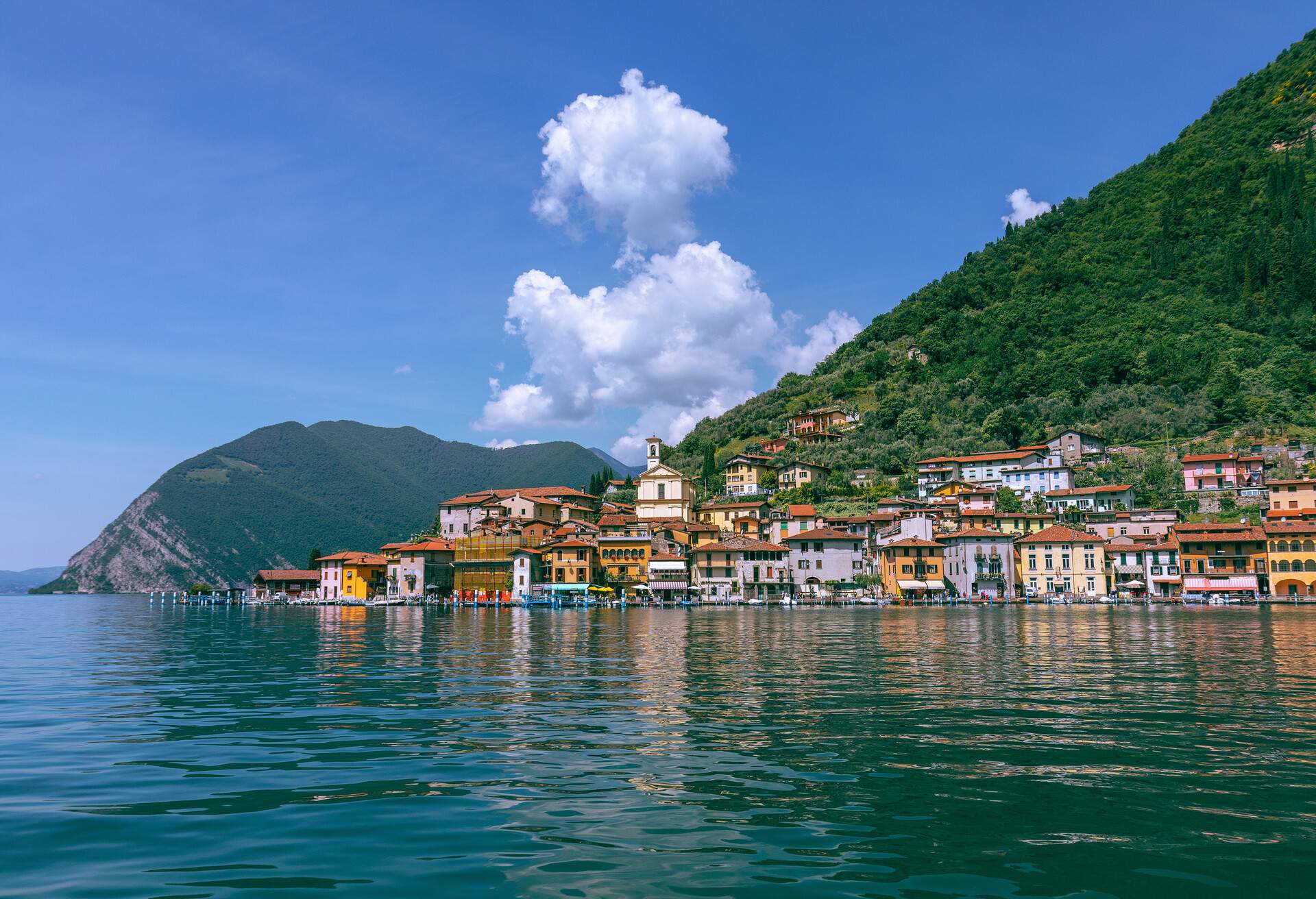 DEST_ITALY_SULZANO_GettyImages-1018374912