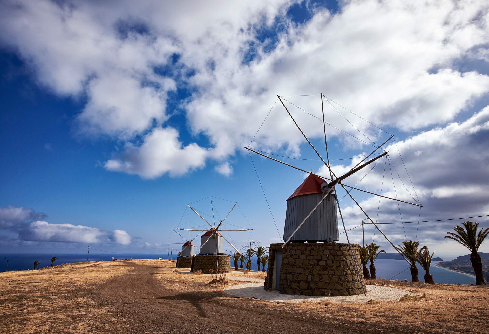 DEST_PORTUGAL_MADEIRA_PORTO-SANTO_GettyImages-597956170