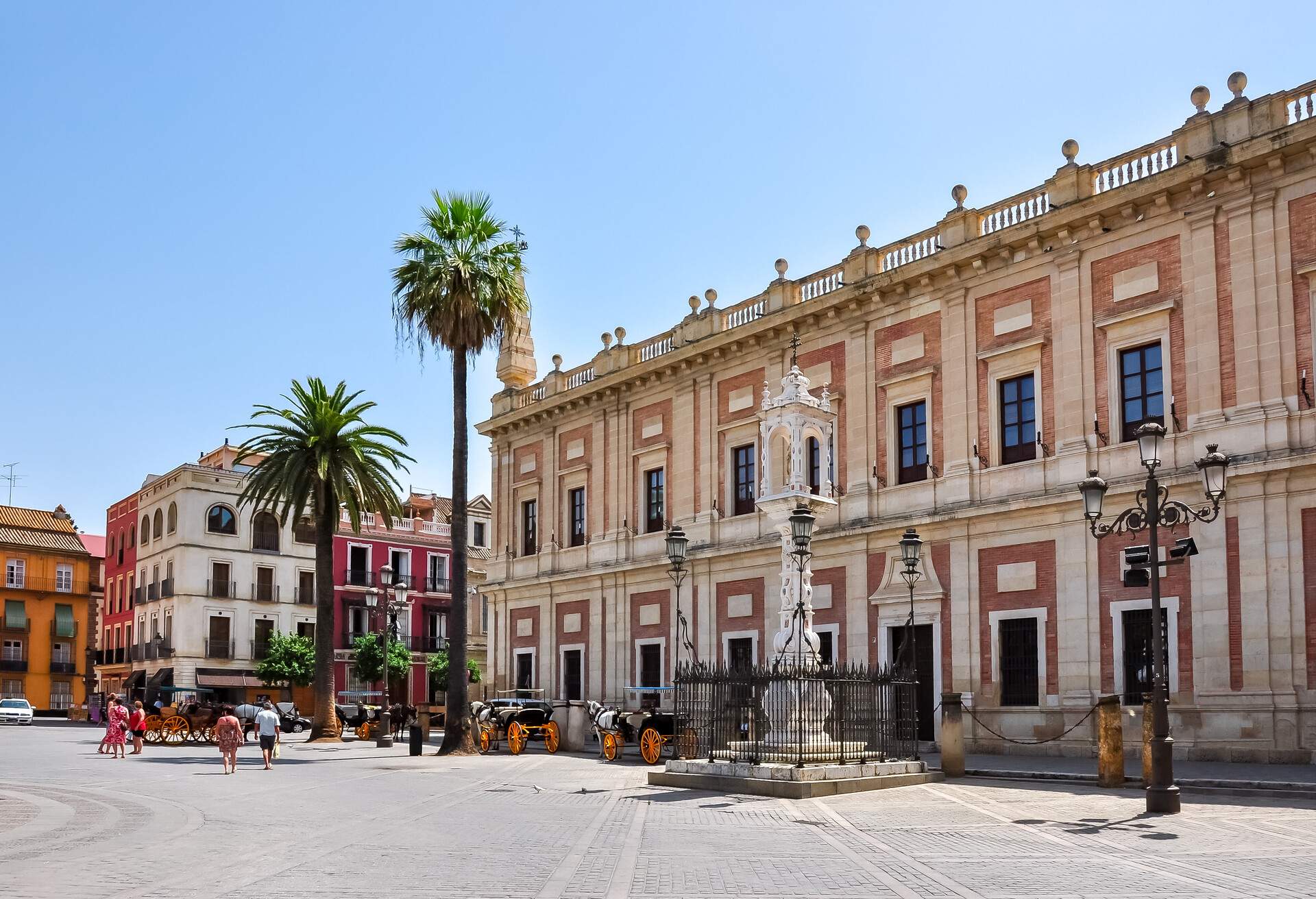 DEST_SPAIN_SEVILLE_Archive-Of-The-Indies_GettyImages-1060169692