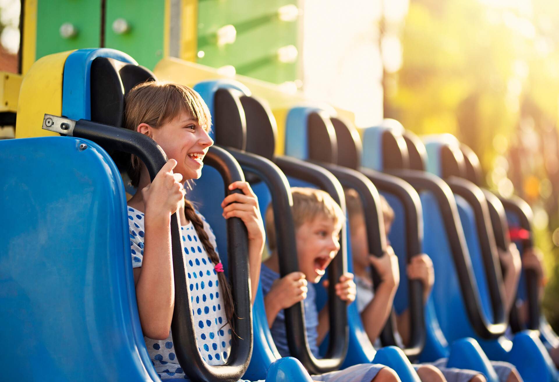 THEME_PEOPLE_CHILDREN_AMUSEMENT-PARK-GettyImages-884471634