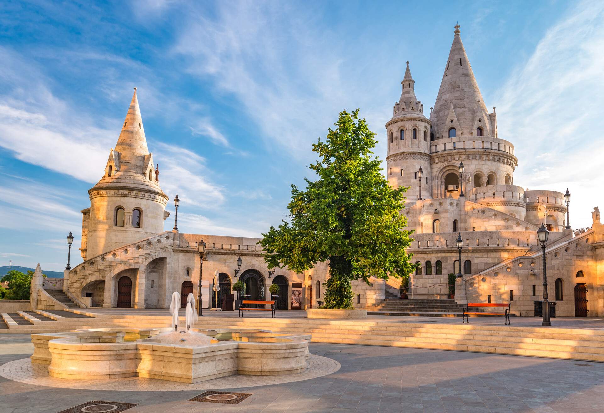 DEST_HUNGARY_BUDAPEST_FISHERMANS-BASTION_shutterstock-premier_321331865.jpg