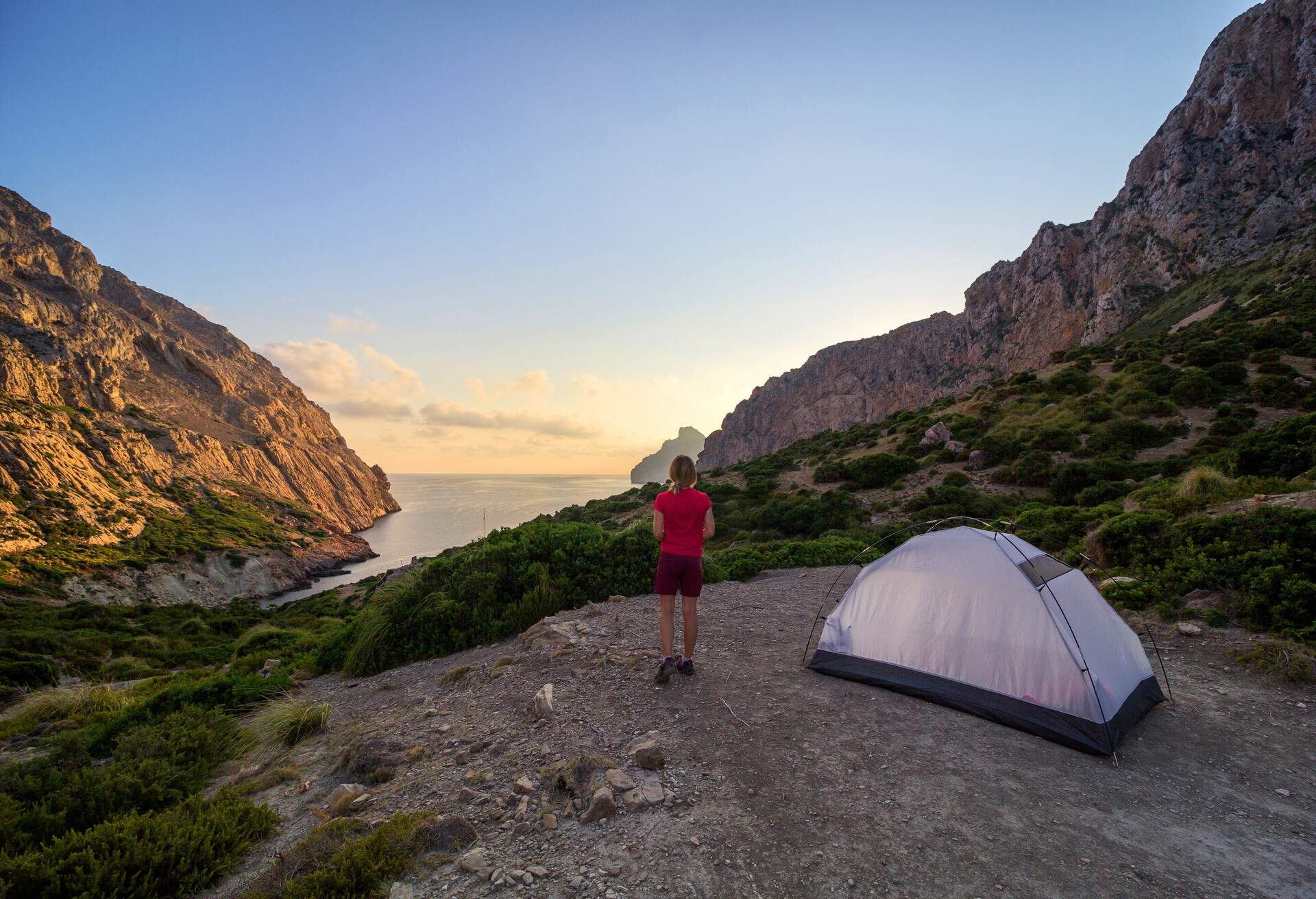 DEST_SPAIN_MALLORCA_THEME_CAMPING_shutterstock_1178002897.jpg