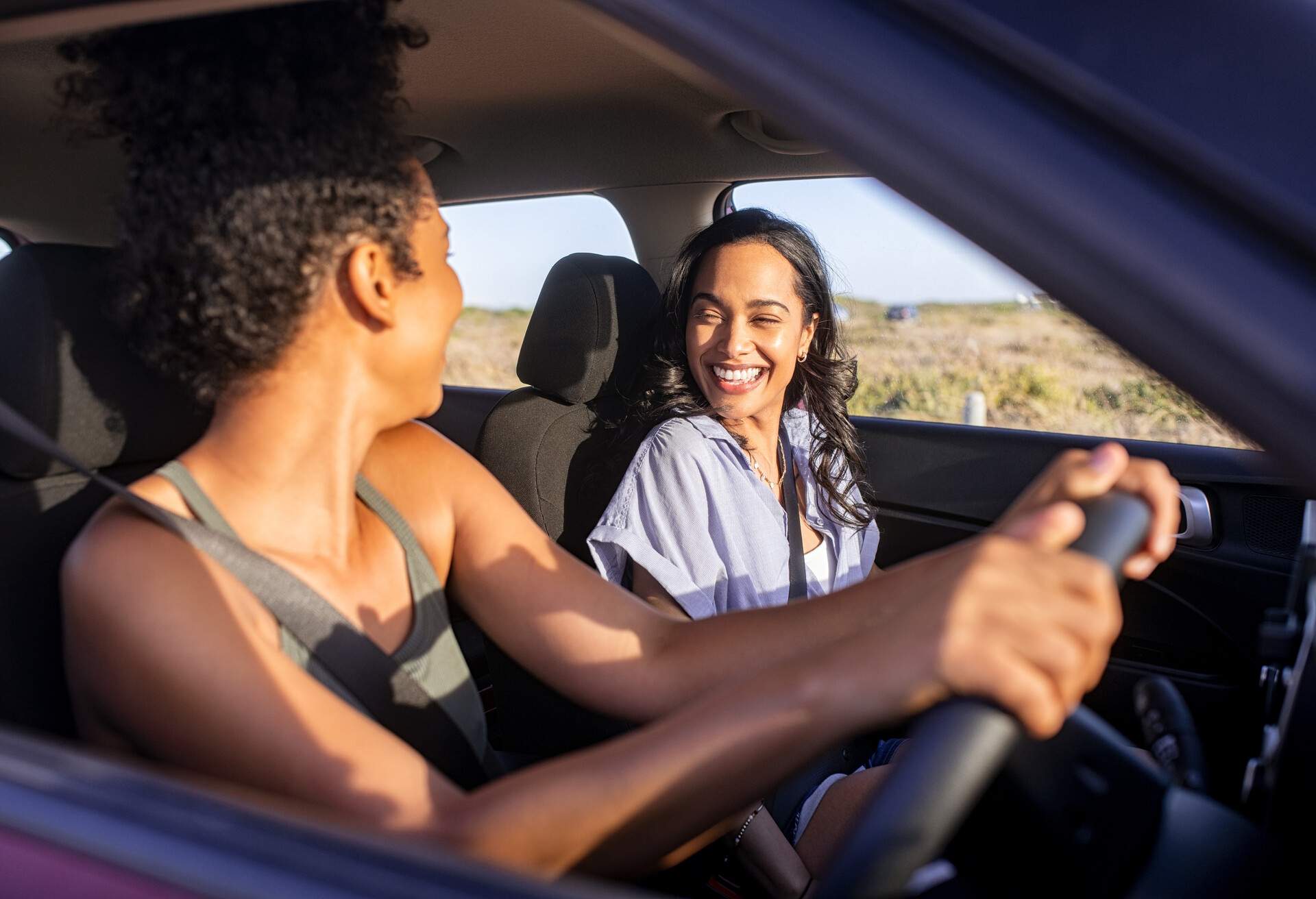 THEME_CAR_PEOPLE_GAY_COUPLE_FRIENDS_GettyImages-1369510165pg