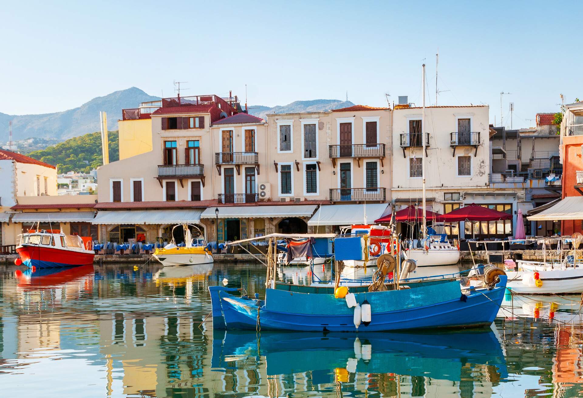 DEST_GREECE_CRETE_RETHYMNO_shutterstock_477181498.jpg