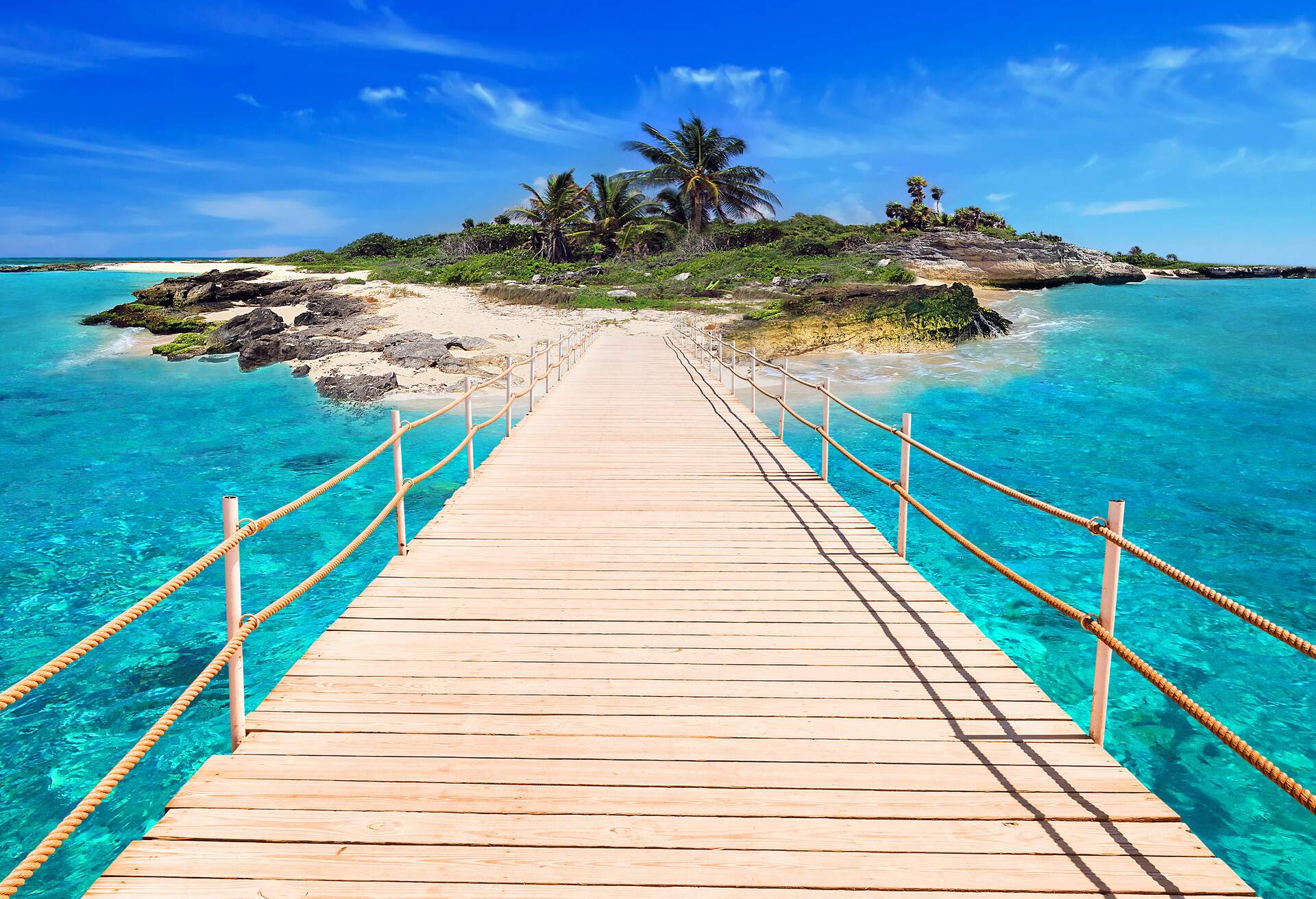 DEST_MEXICO_PLAYA-DEL-CARMEN_RIVIERA_GettyImages-475645481