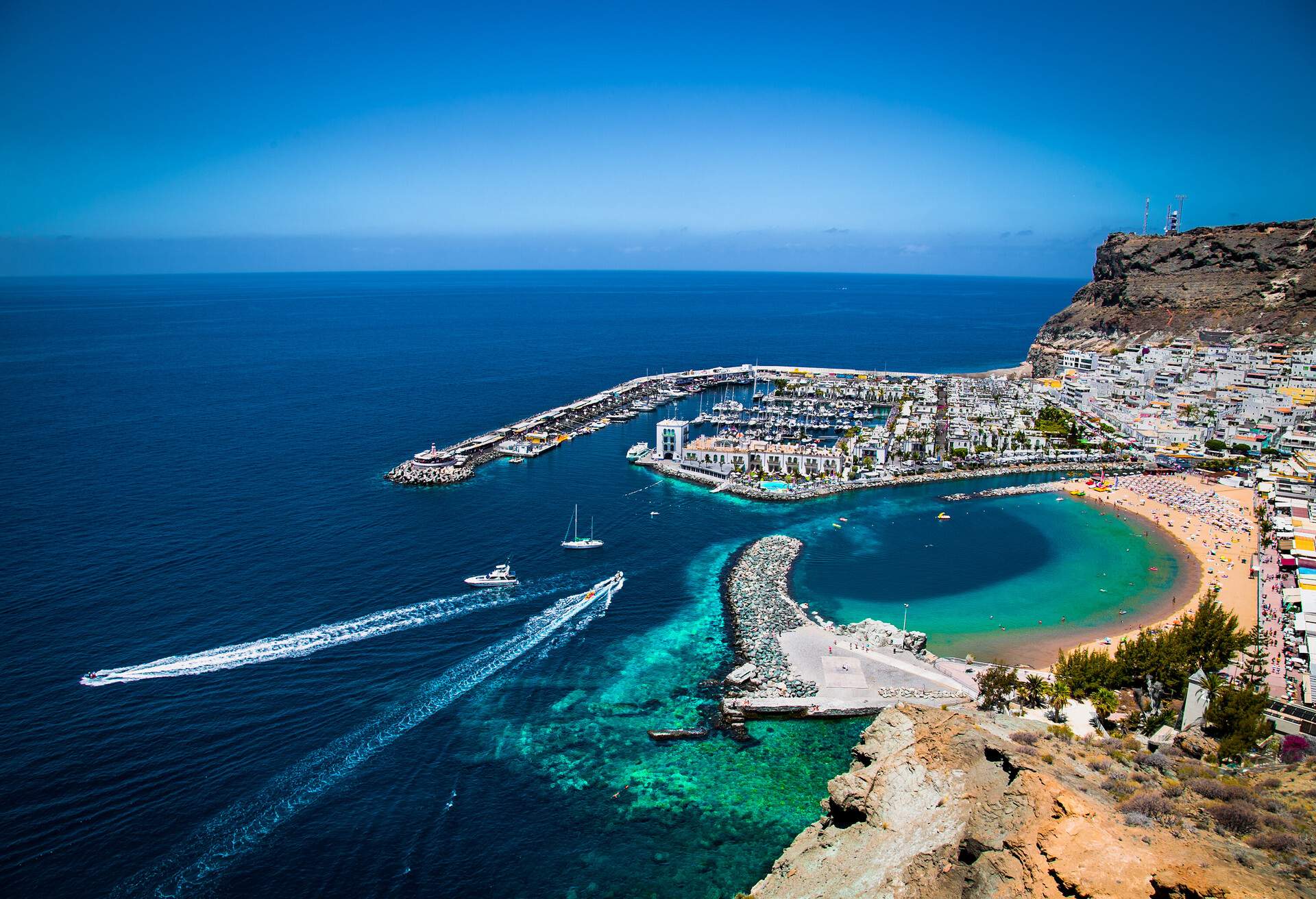 DEST_SPAIN_CANARY-ISLANDS_LA-PALMA_Shutterstock-Premier-432926089-1.jpg