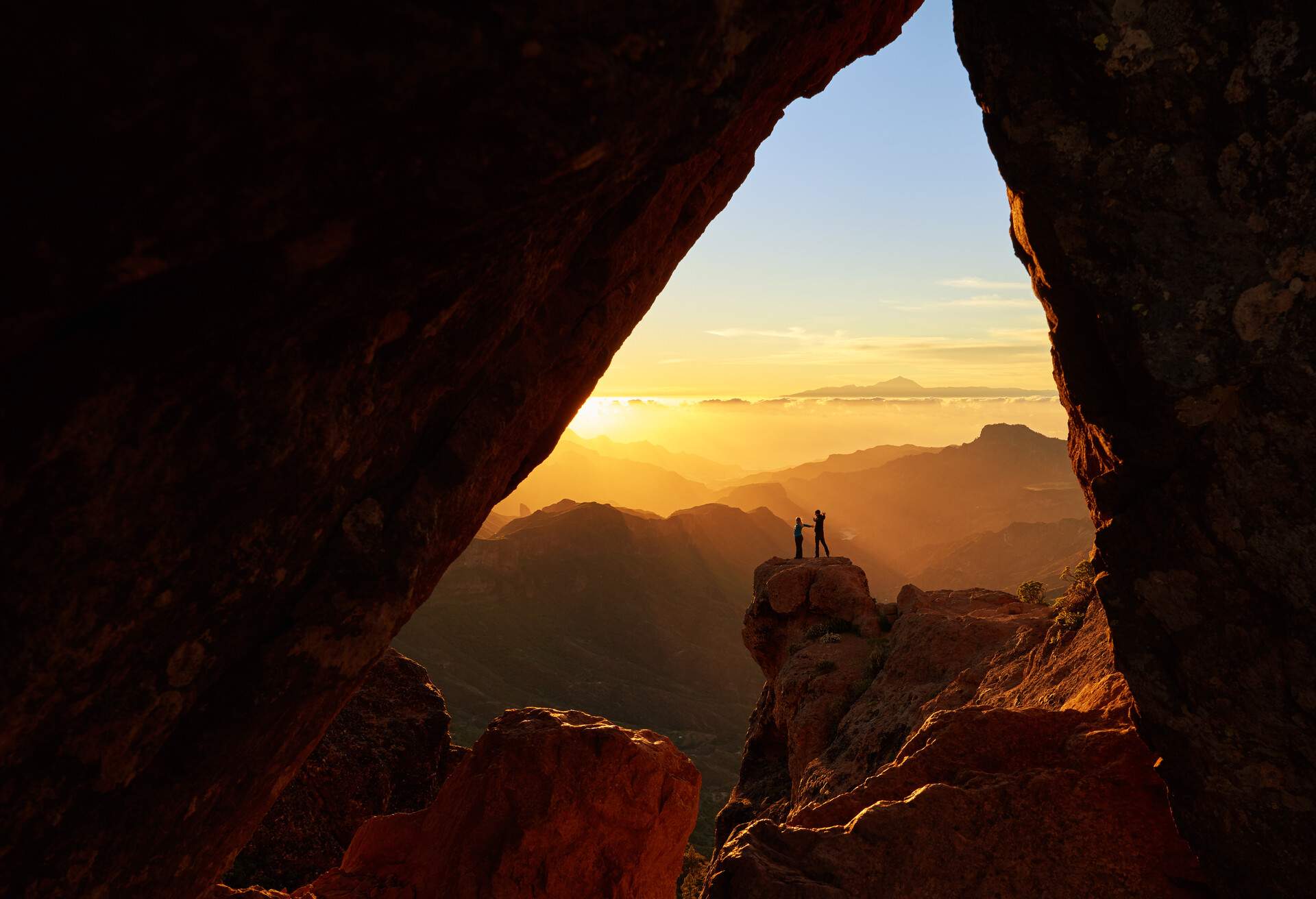 DEST_SPAIN_GRAN_CANARIA_HIKE_CAVE