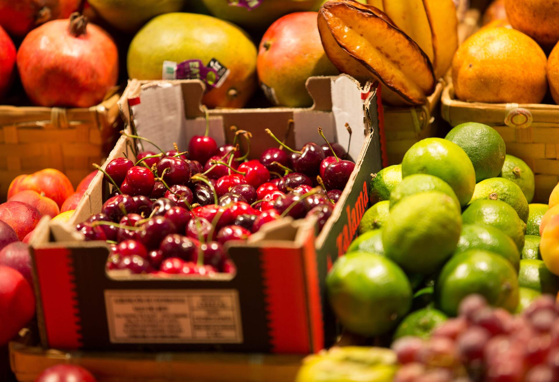 THEME_FOOD_FRUITS_MARKET_GettyImages