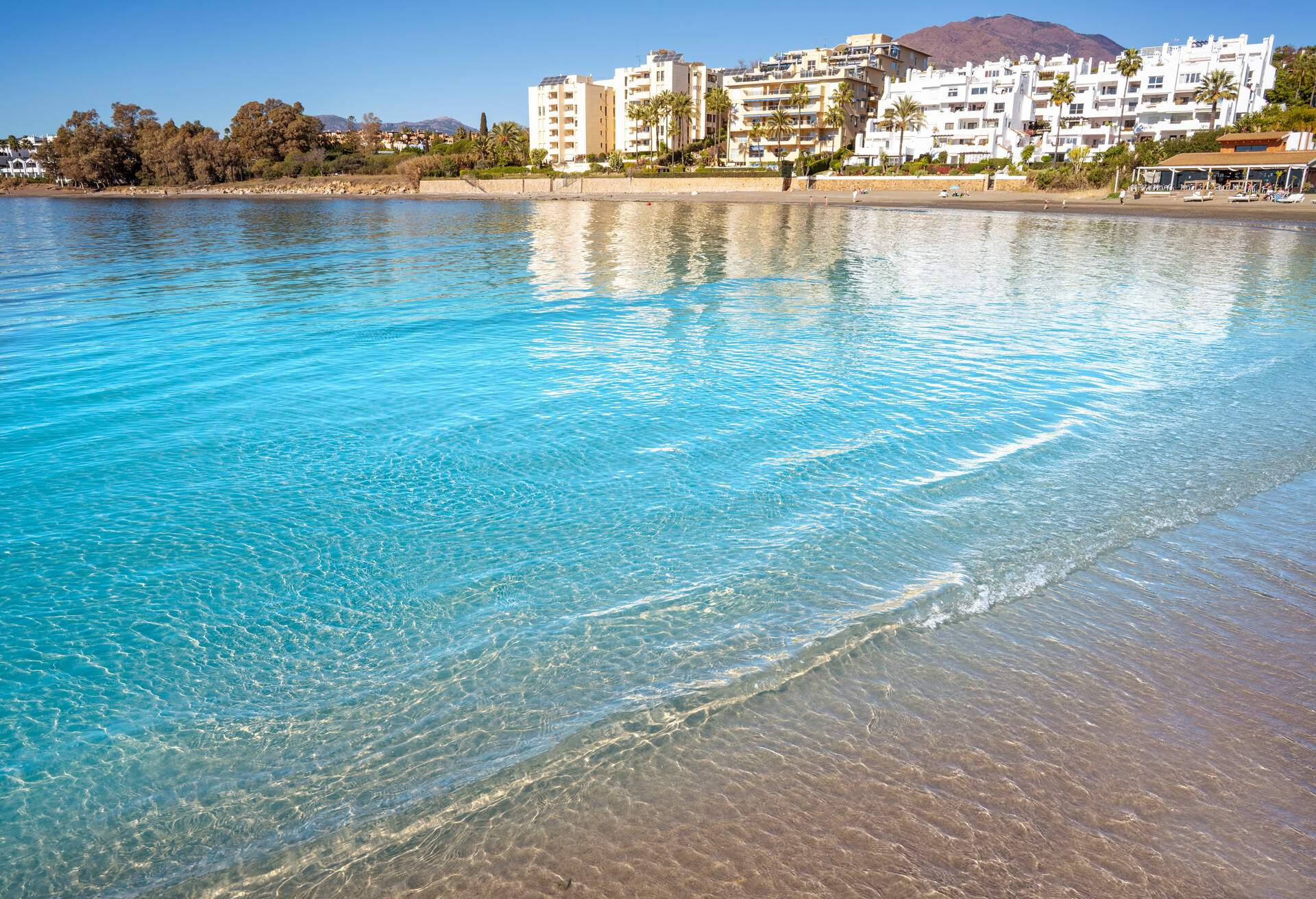 DEST_SPAIN_ESTEPONA_PLAYA-DEL-CRISTO-BEACH_GettyImages-1366476803