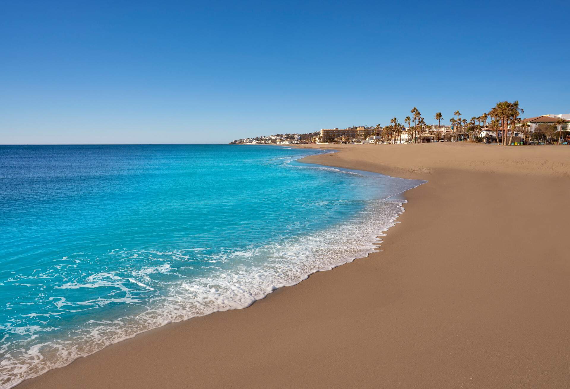 DEST_SPAIN_MIJAS_CALA-DE-MIJAS-BEACH_GettyImages-1366610810