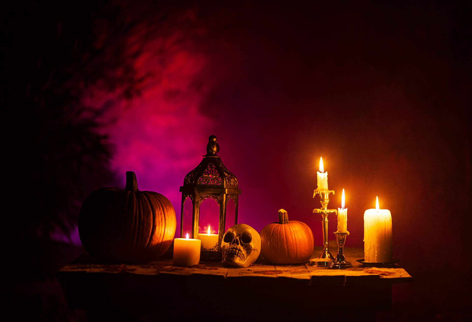 theme-Halloween-candels.jpg