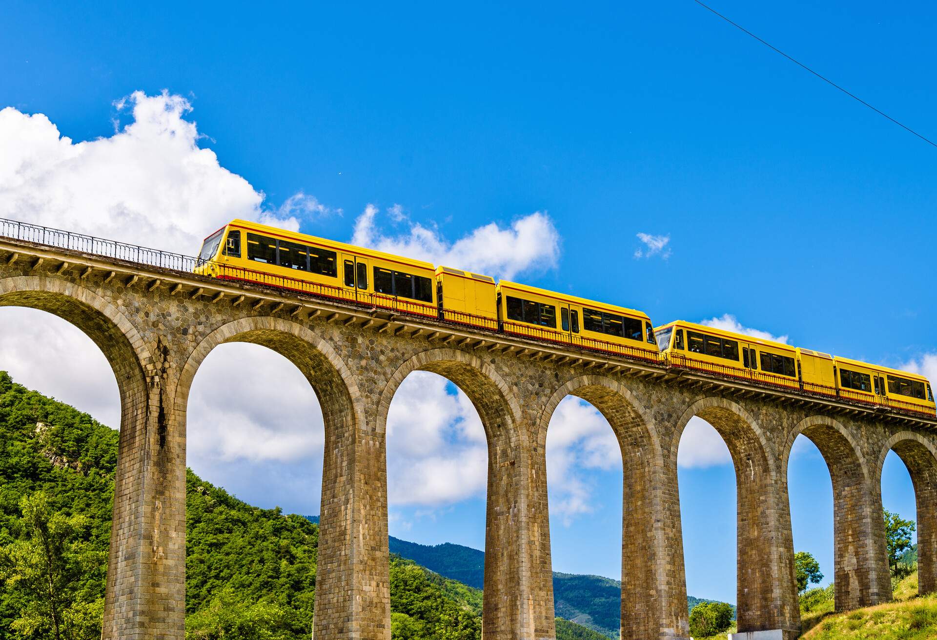 FRANCE_PYRENEES-ORIENTALES_SEJOURNE-BRIDGE_THEME_TRAIN_TRANSPORTATION