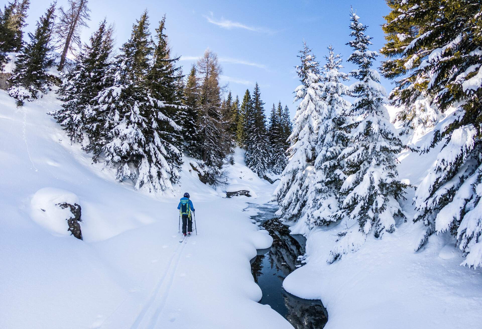 ROMANIA_CARPATHIA_THEME_SKIING