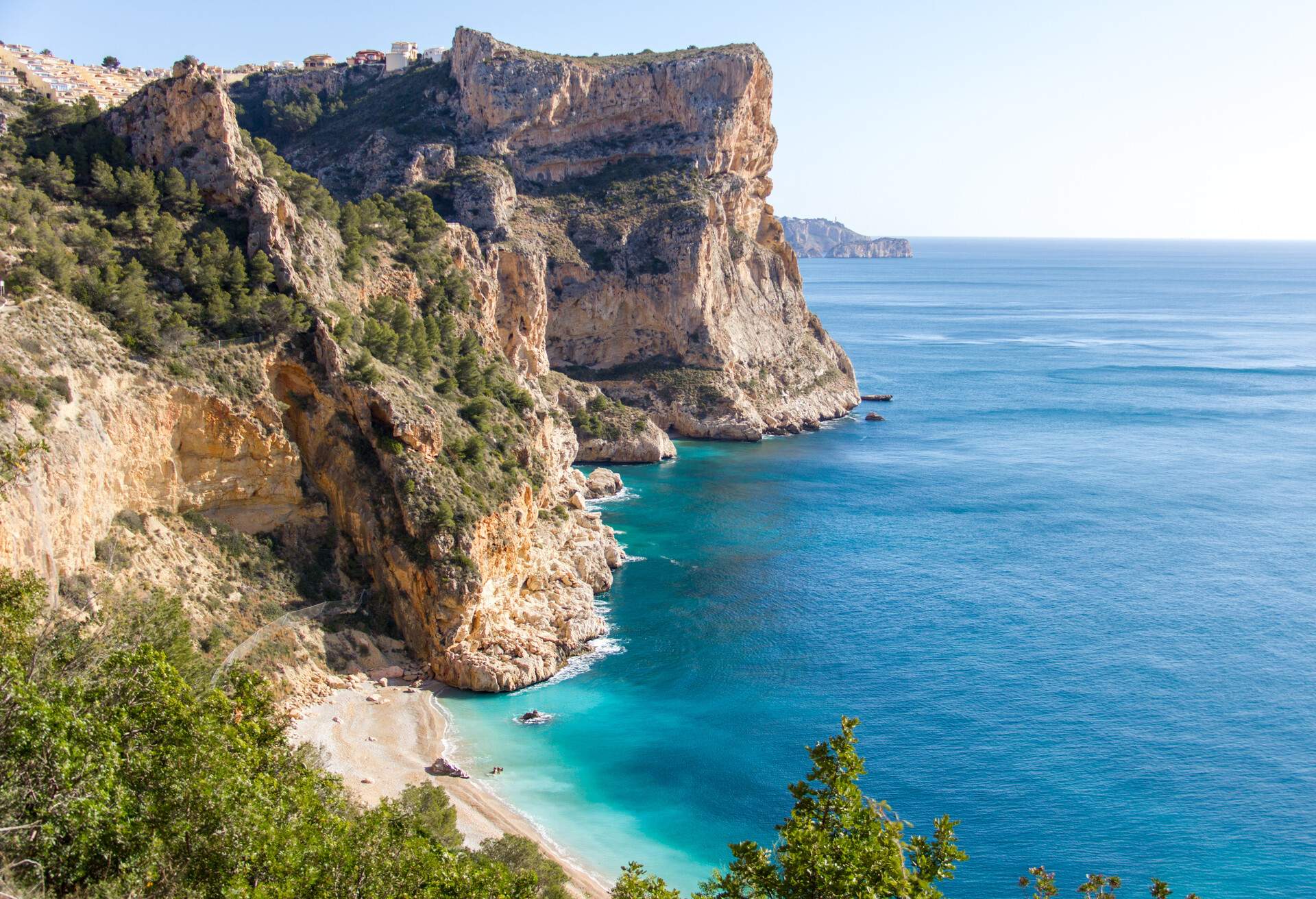 DEST_SPAIN_ALICANTE_MORAIG-COVE_GettyImages-1137537657