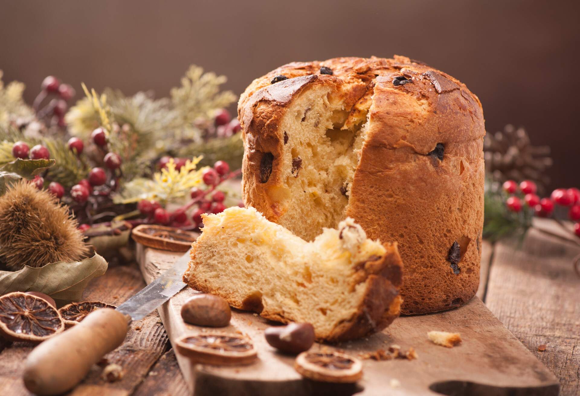 Panettone Italian Christmas cake; Shutterstock ID 724682758