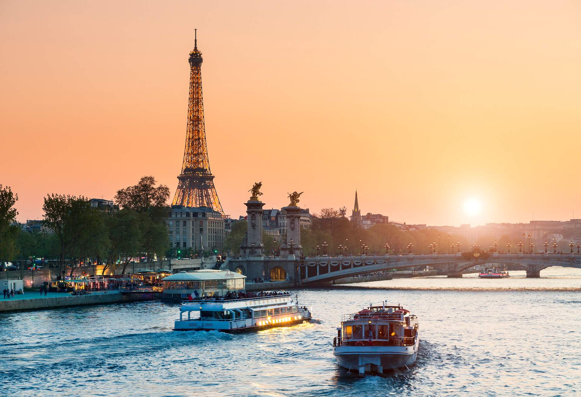 cruise on the Seine river