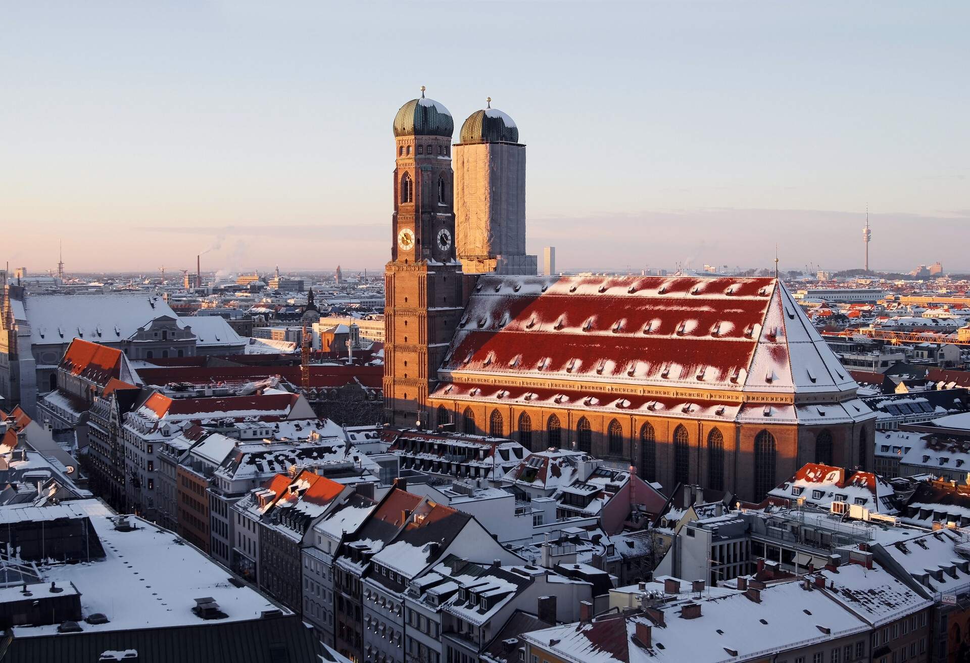 The cathedral in Munich on an evening in December