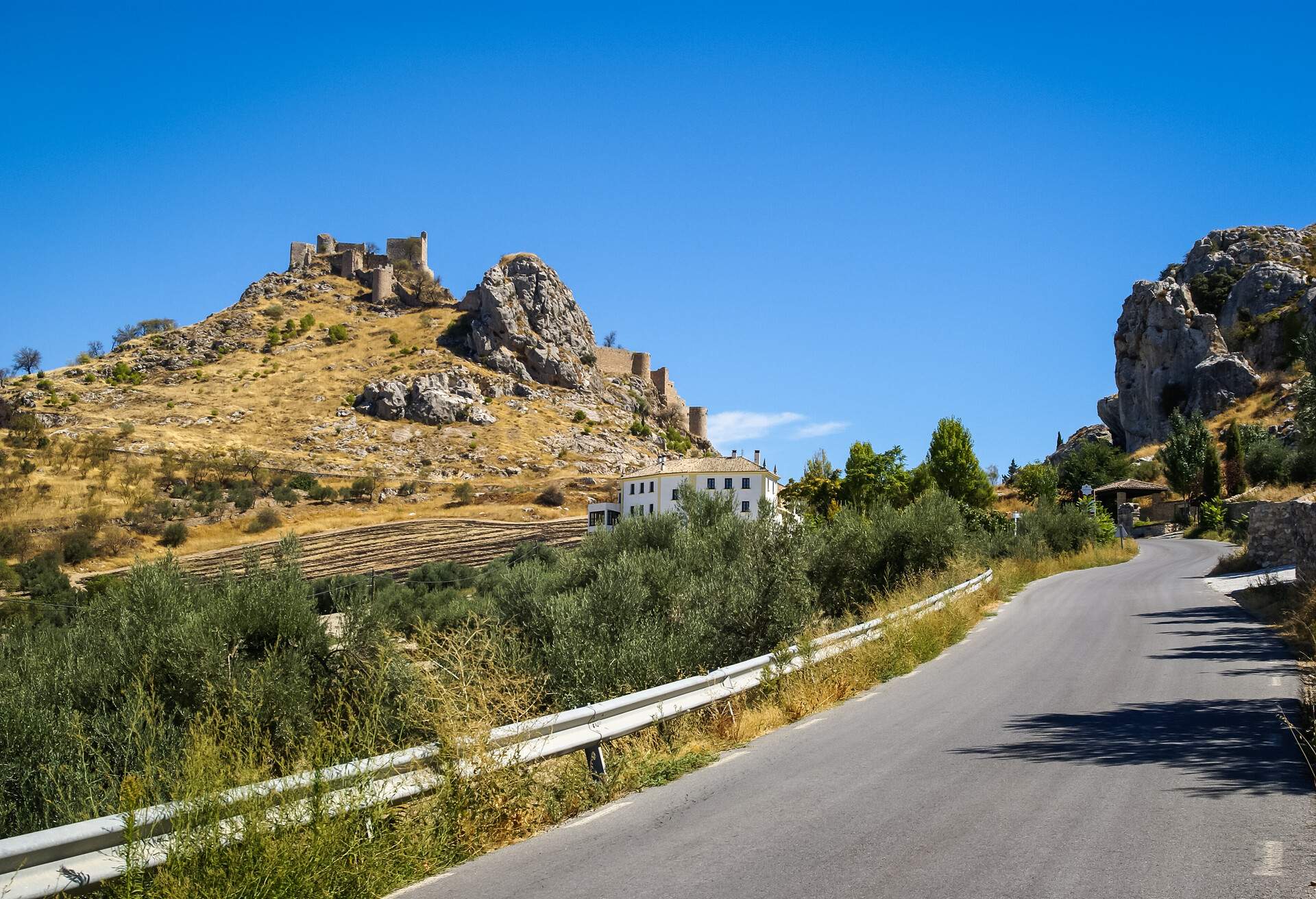 SPAIN_ANDALUSIA_MOCLIN_CASTLE_RUINS