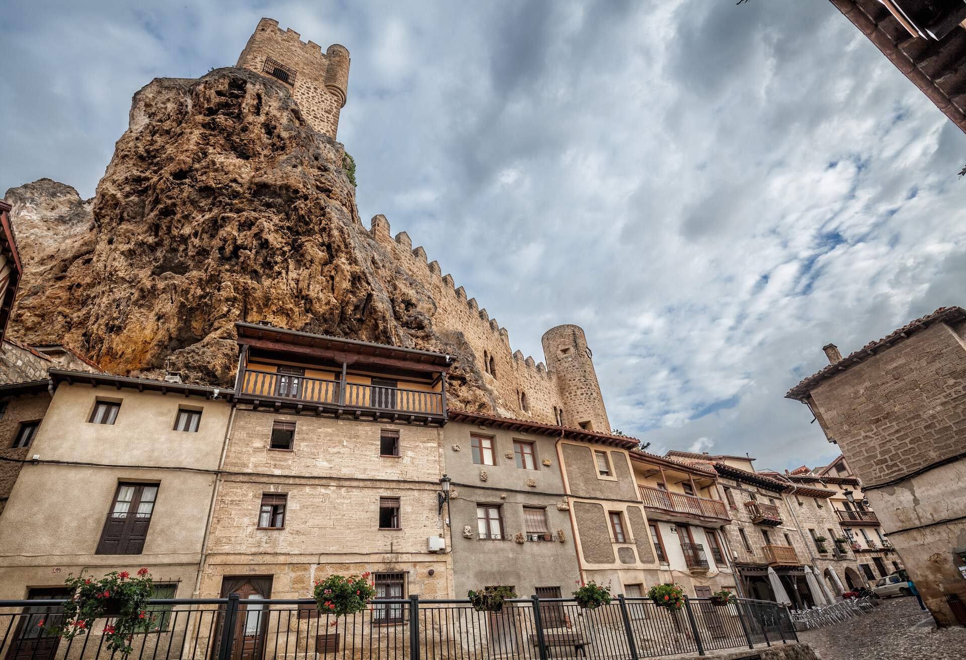 SPAIN_BURGOS_FRIAS_CASTLE_VELASCO