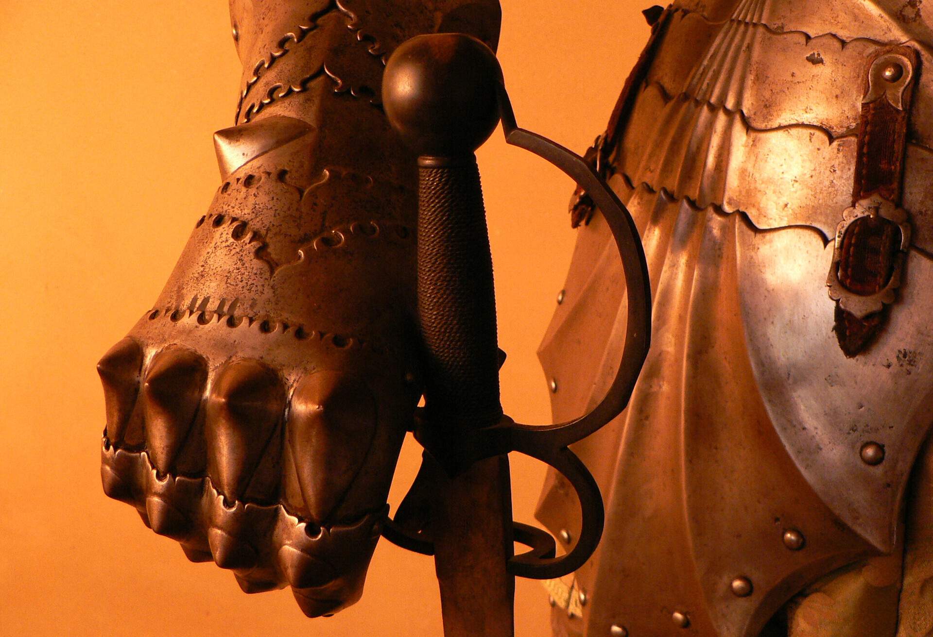 SPAIN_TOLEDO_MUSEUM_KNIGHT_ARMOUR