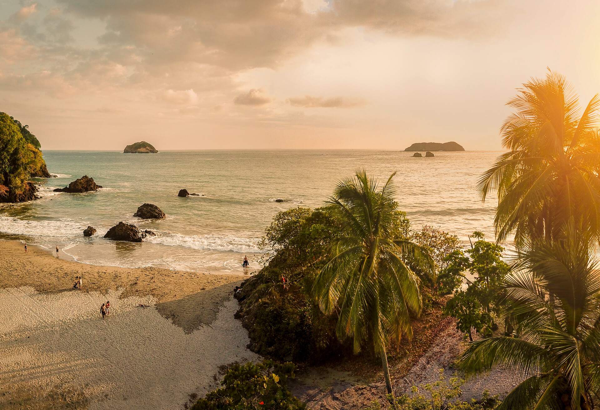 COSTA_RICA_BEACH_PUNTARENAS_PROVINCE_SUNSET