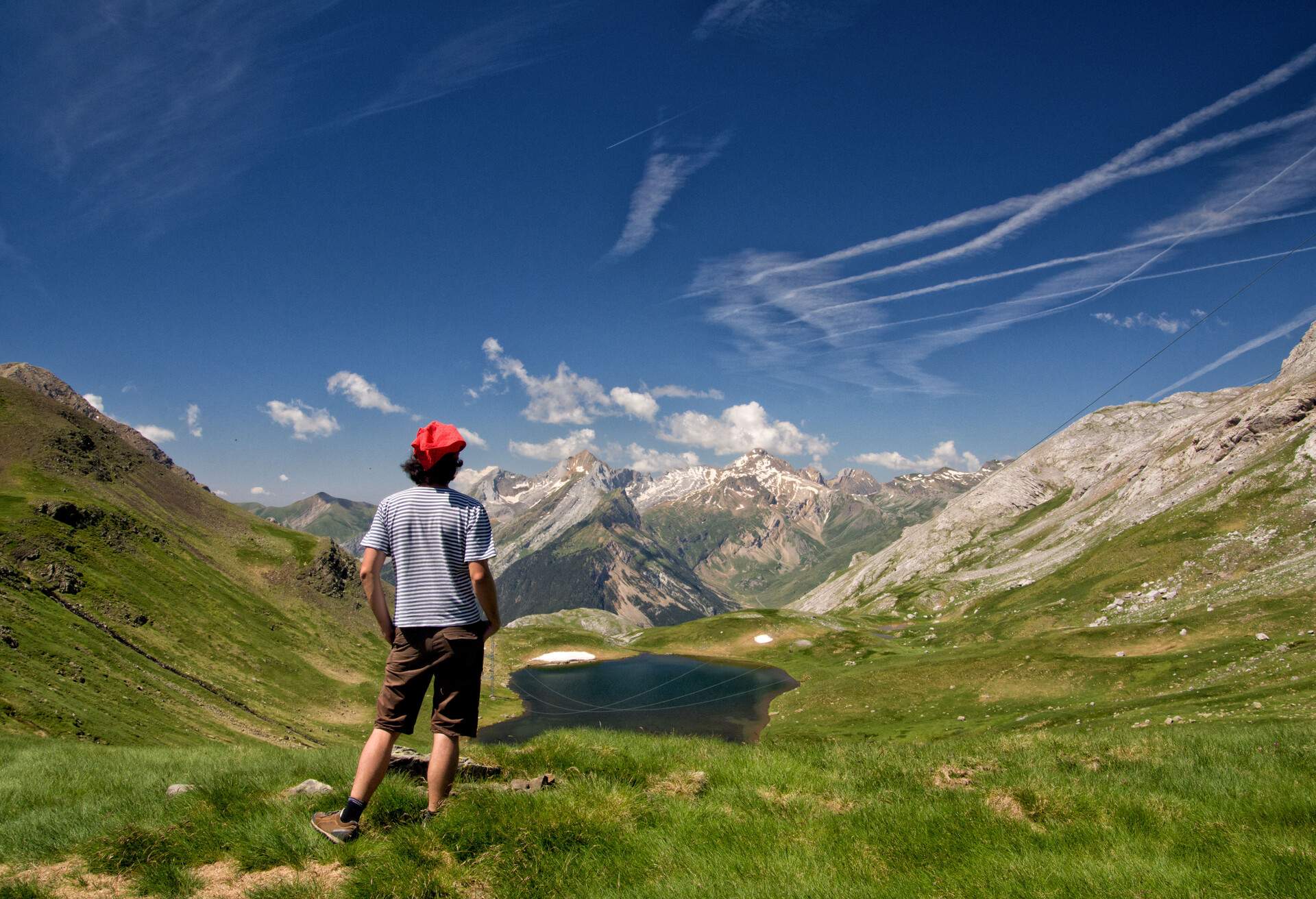 FRANCE_GAVARNIE_PYRENEES_MOUNTAINS_MAN