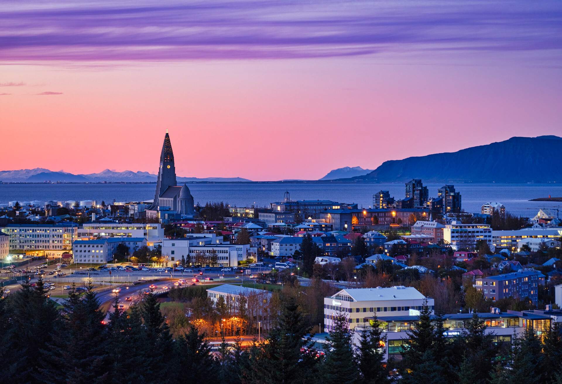 ICELAND_REYKJAVIK_SKYLINE_SUNSET