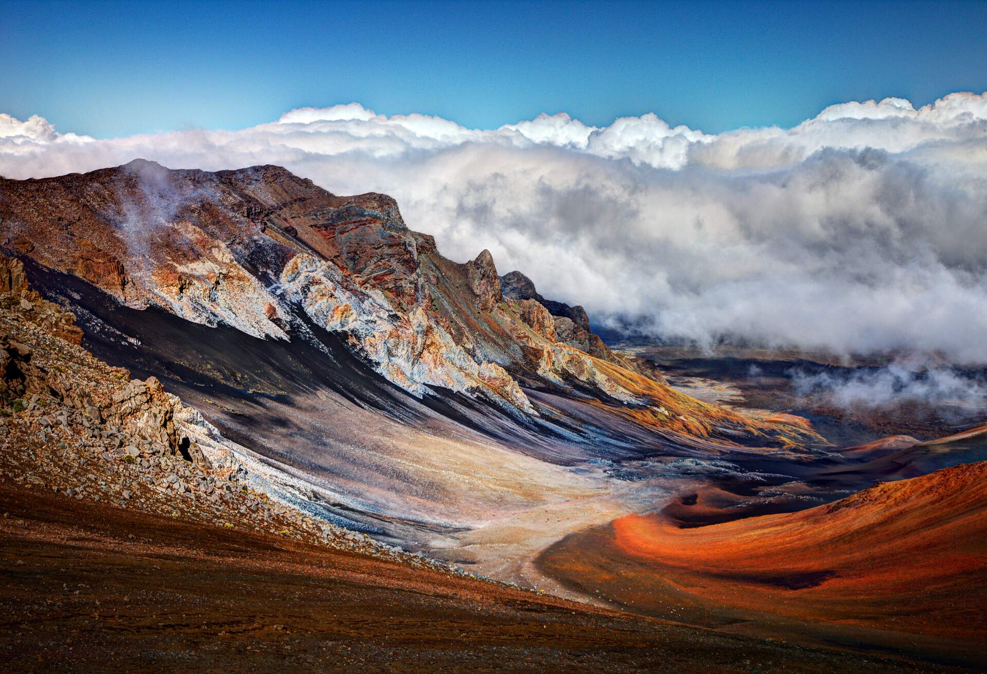 DEST_USA_HAWAII_HALEAKALA-NATIONAL-PARK_GettyImages-139124486