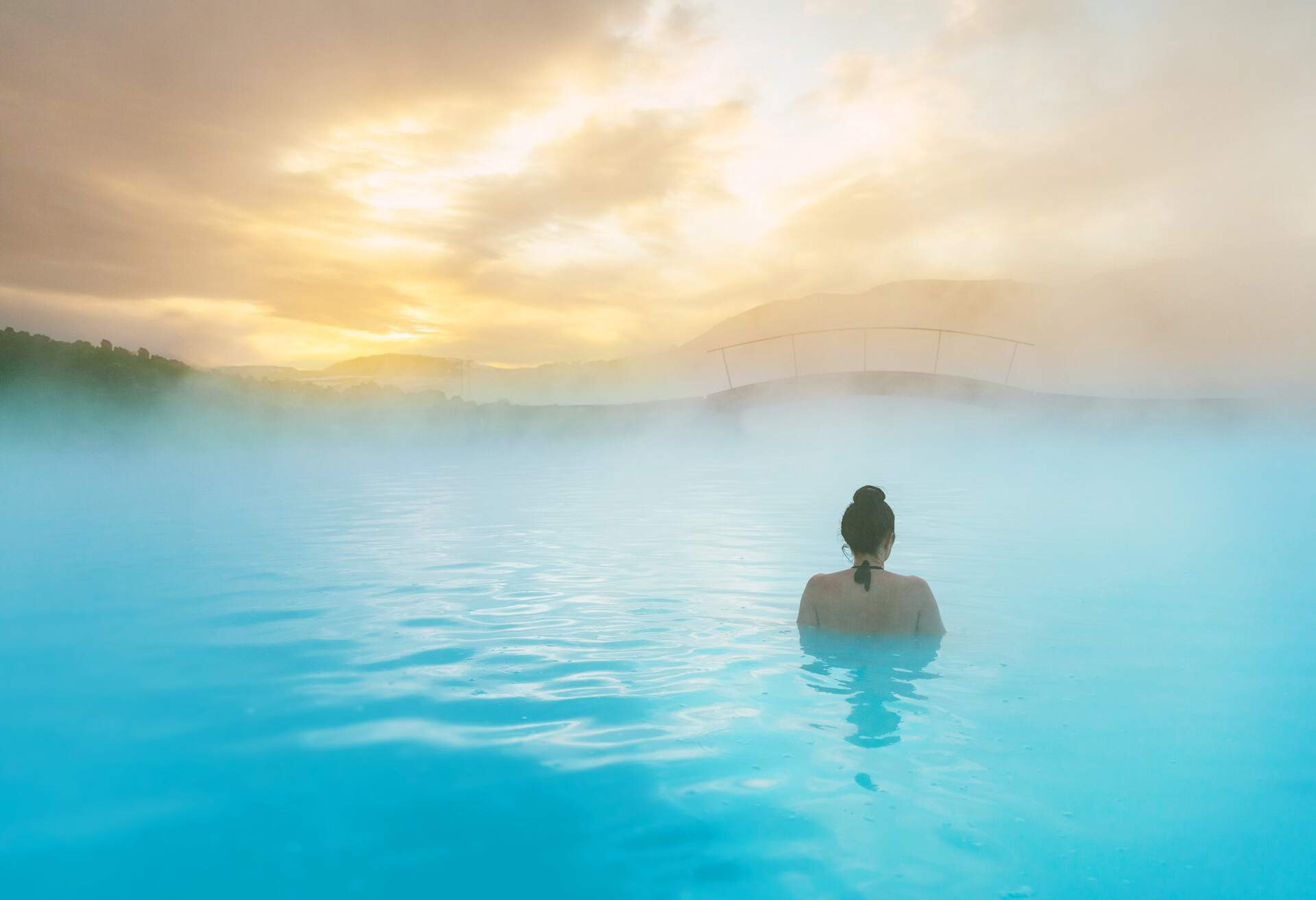 ICELAND_REYKJAVIK_BLUE-LAGOON_THEME_PEOPLE_WOMAN_RELAXING