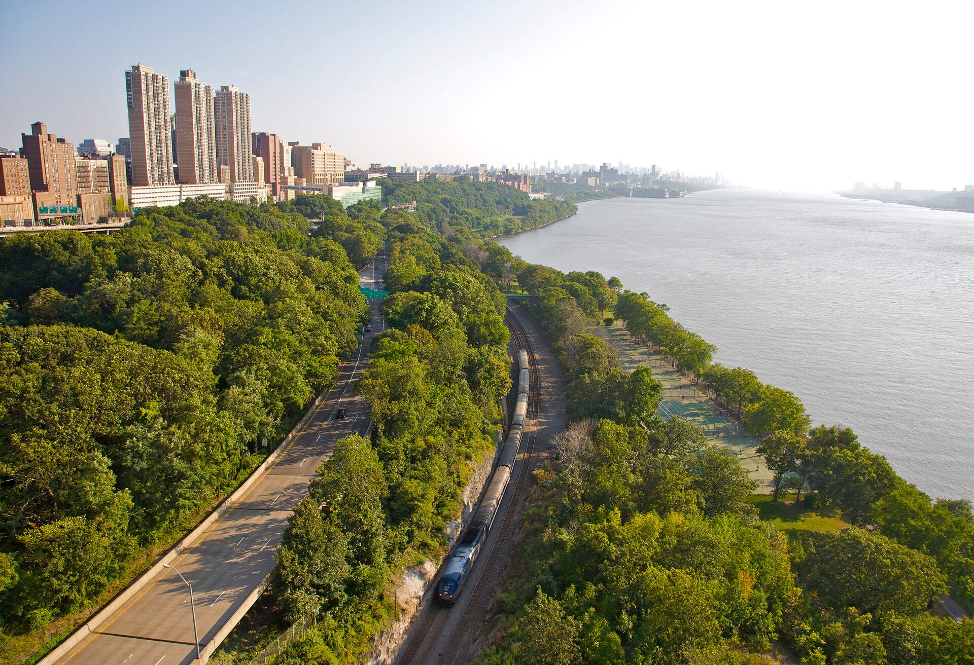 DEST_USA_NEW-YORK_NYC_Riverside_Park_GettyImages-128080705