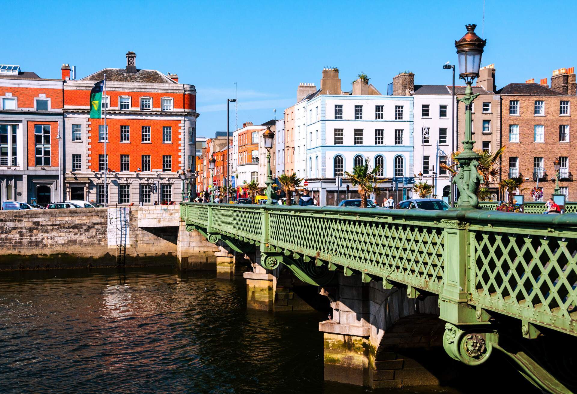 DEST_IRELAND_DUBLIN_shutterstock-portfolio_1251158722