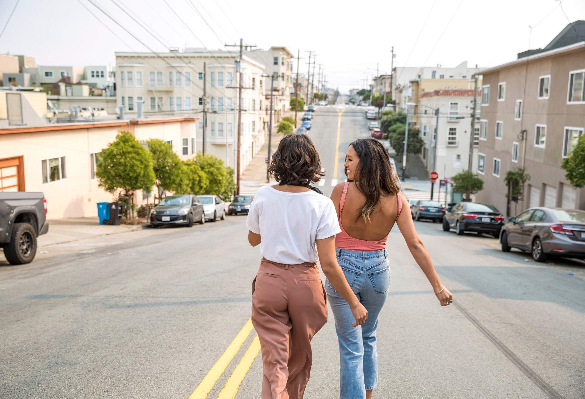 USA_SAN_FRANCISCO_PEOPLE_WOMEN_WALKING_STREET