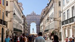 Encuentra vuelos baratos a Lisboa