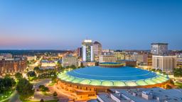 Hoteles cerca de 2020 Good Living Wichita Expo