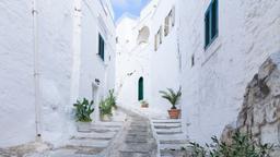Coches de alquiler en Ostuni