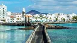 Encuentra vuelos baratos a Arrecife