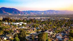Encuentra vuelos baratos a Burbank